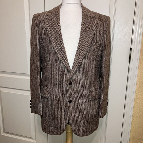 Vintage HARRIS TWEED Blazer SPORTCOAT Herringbone BROWN - Sz 42 R Wooden Buttons - Picture 1 of 15